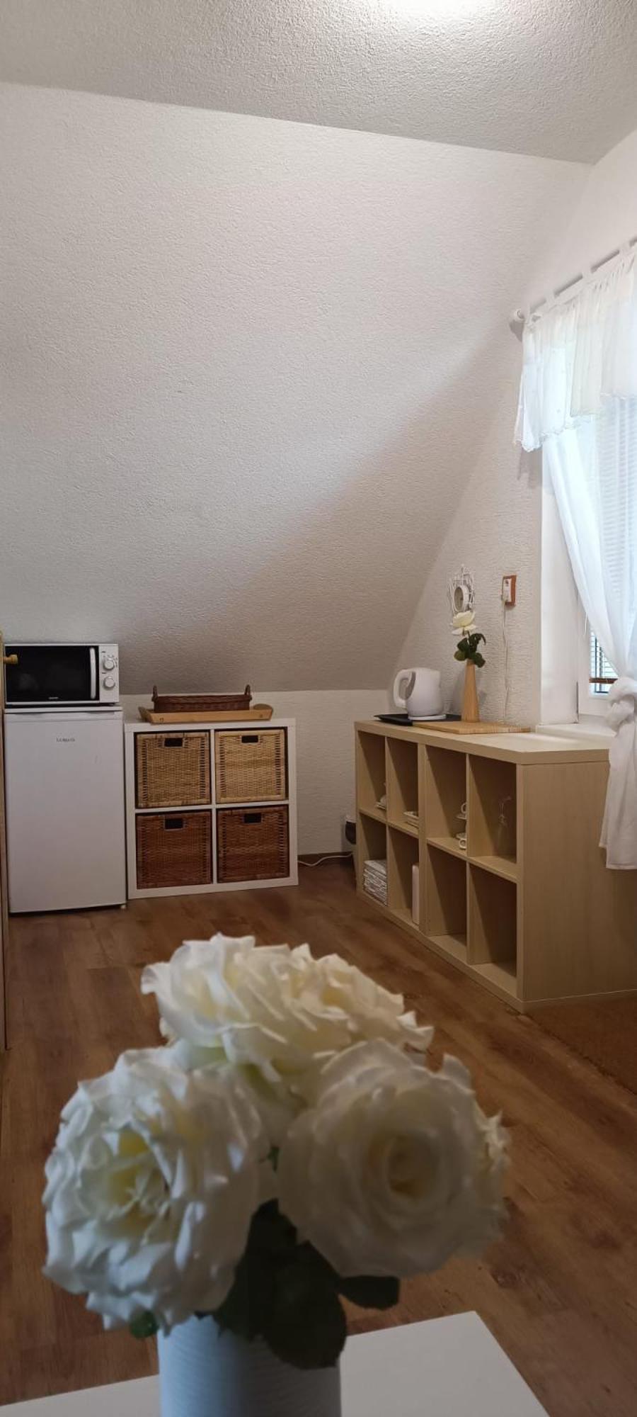 Apartman Nad Vinnym Sklepom Pouzdrany Exterior foto